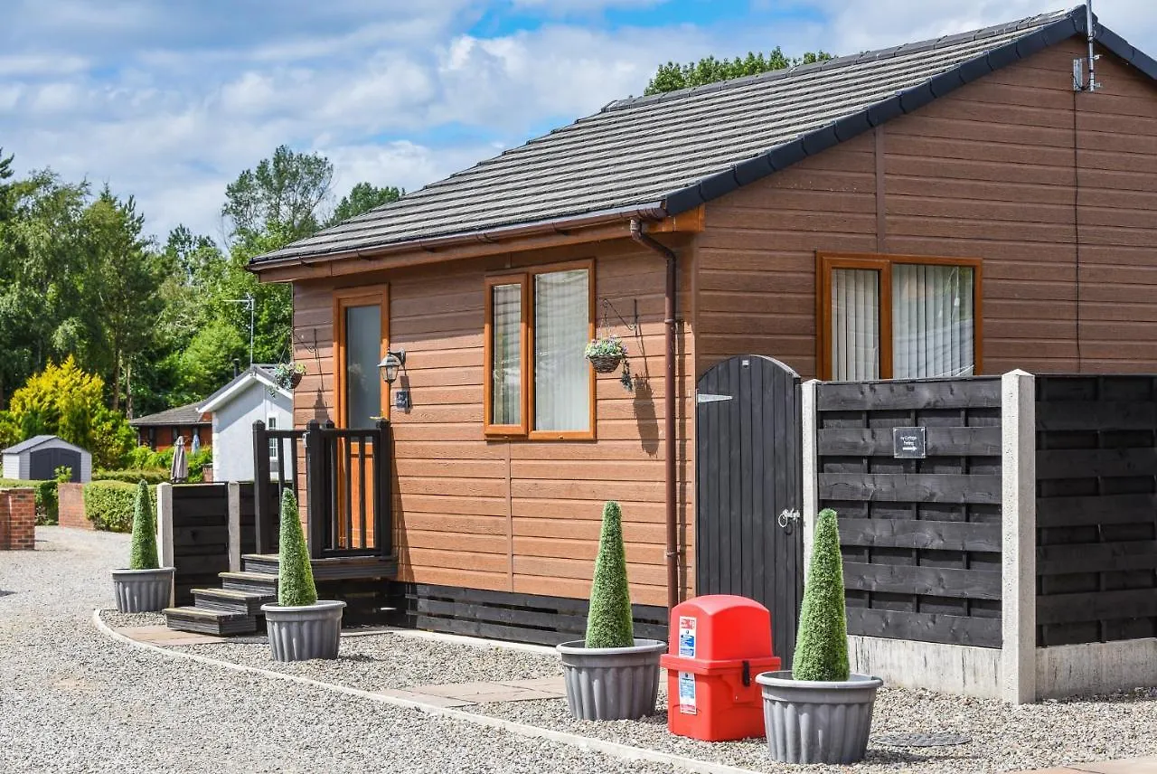 Feriehus Ivy Cabin With Hot Tub York